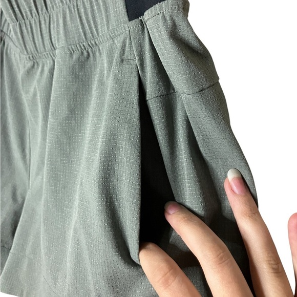 Prana Hybridizer Shorts Gorpcore Outdoors Elastic Waist Comfort Mid Rise Gray M - Picture 2 of 8